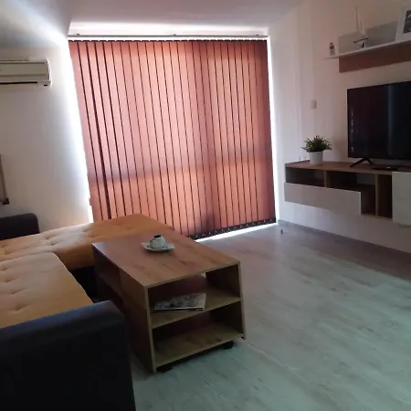 в комплекс зора 9a Apartment Sozopol