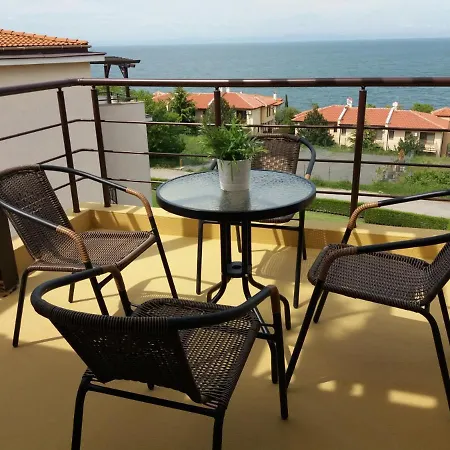 в комплекс зора 9a Apartamento *