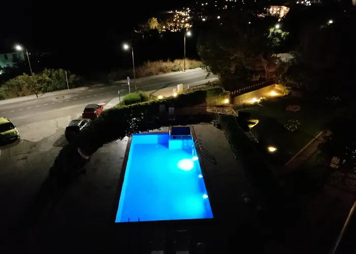 в комплекс зора 9a Апартаменты Созополь