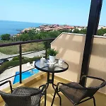 в комплекс зора 9a Apartament Sozopol