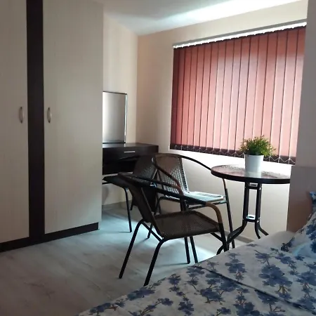 Apartment в комплекс зора 9a