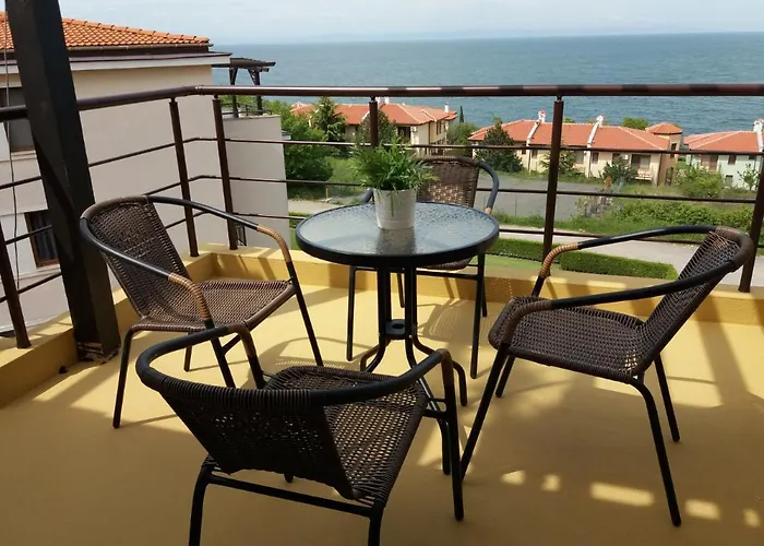 в комплекс зора 9a Appartement *