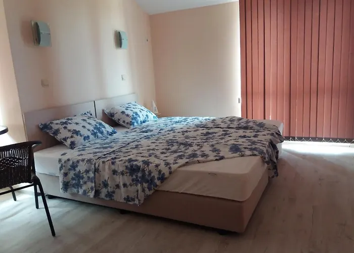 Appartement в комплекс зора 9a *